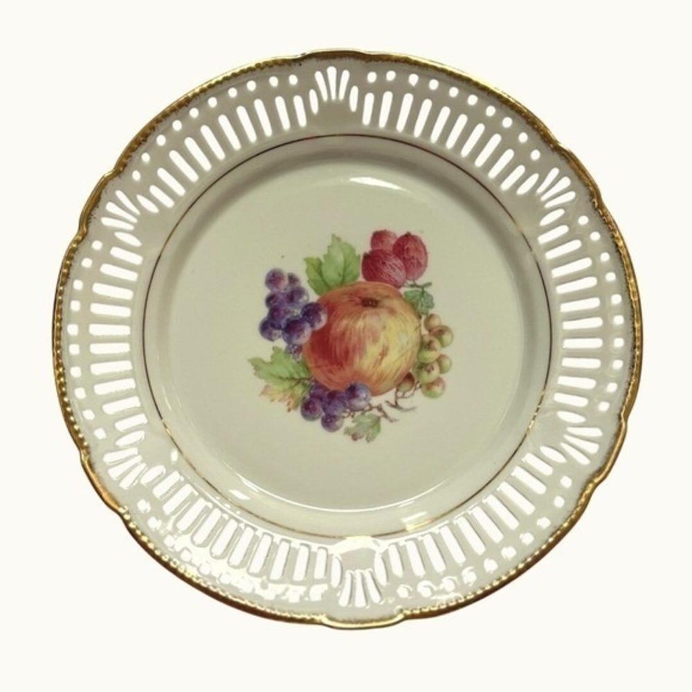 Vintage Schruarzenhammer Bavaria Germany Reticulated Bread Butter Plate Fruit